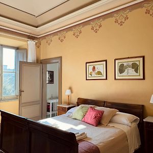 Camera deluxe con letto queen size